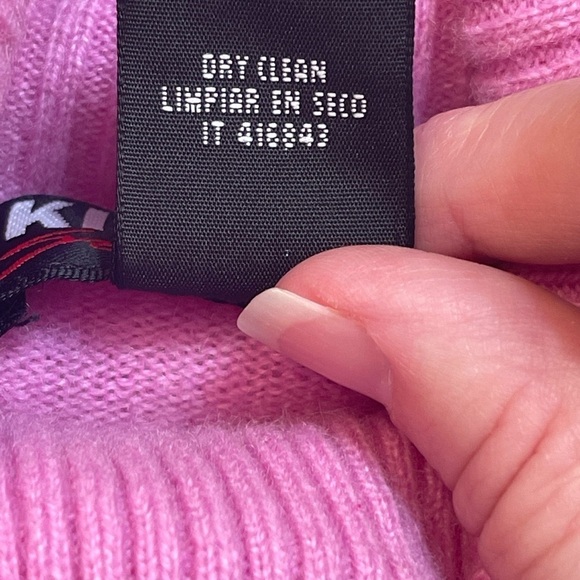 Kirkland Cashmere Turtleneck, Women Size Medium - Picture 7 of 7